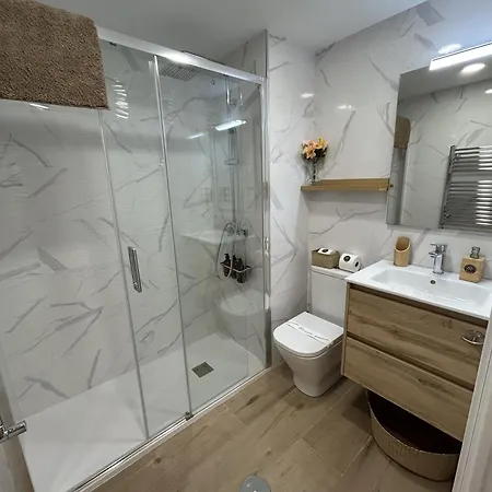 Apartment Parque De Invierno - - Parking - Wifi - 5 Min Del Centro