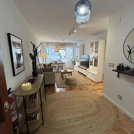 Apartment Parque De Invierno - - Parking - Wifi - 5 Min Del Centro *