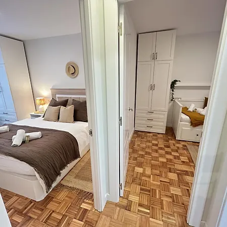 Apartamento Parque De Invierno - - Parking - Wifi - 5 Min Del Centro *
