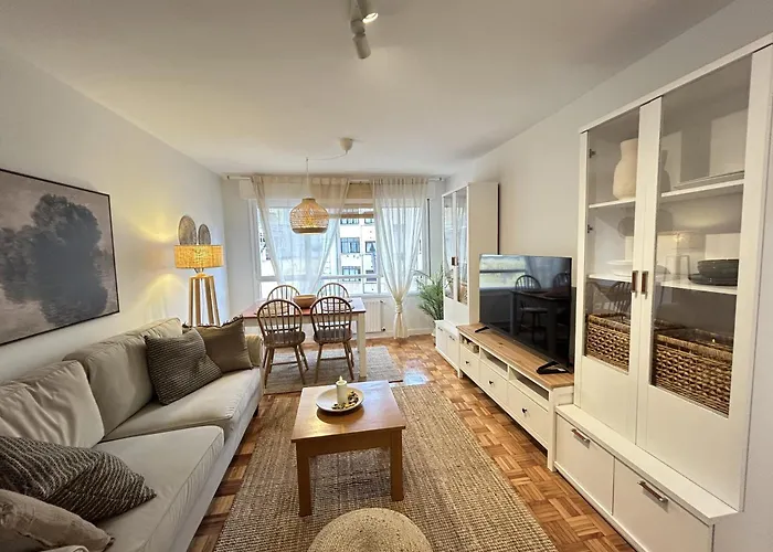 Parque De Invierno - - Parking - Wifi - 5 Min Del Centro