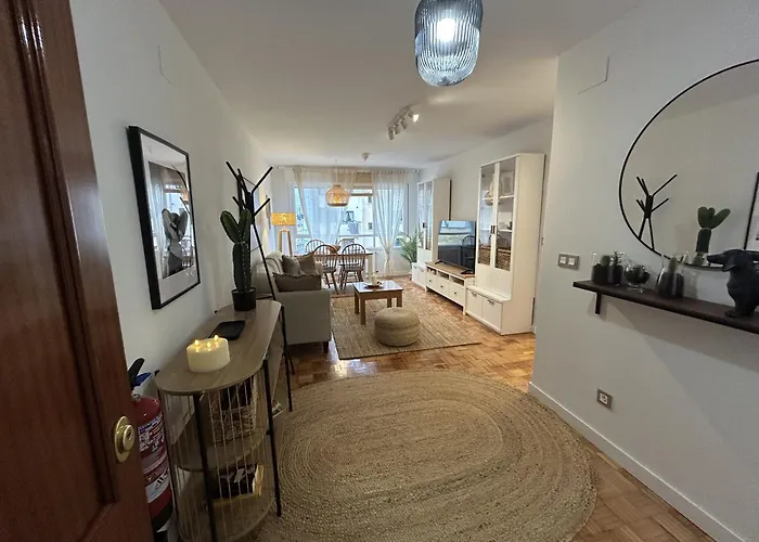 Apartment Parque De Invierno - - Parking - Wifi - 5 Min Del Centro *