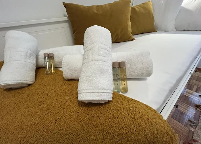 Parque De Invierno - - Parking - Wifi - 5 Min Del Centro Apartment