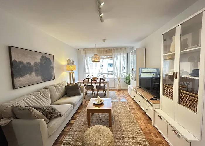 Apartment Parque De Invierno - - Parking - Wifi - 5 Min Del Centro